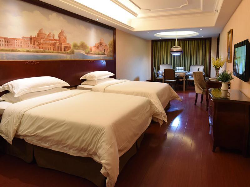 Vienna Hotel Loudi Chunyuan Pedestrian Street Экстерьер фото